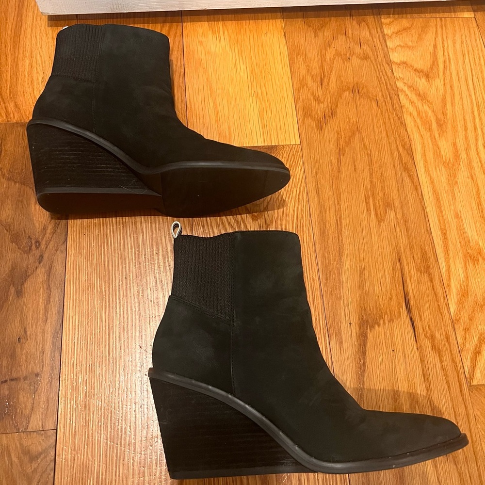 Dr. Scholl's Black Mania Bootie - Picture 8 of 10